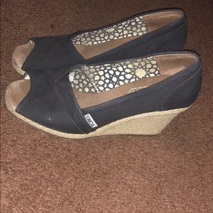 Toms wedge